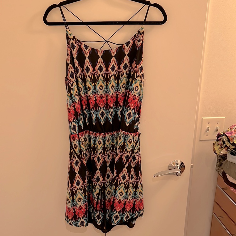 Multicolor dress with cage back